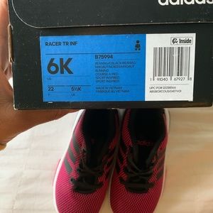 Toddlers Adidas NWT sneaker Sz 6k